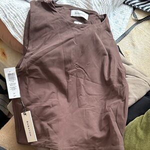 Aritzia Babaton Sleeveless Contour Crop Top in Deep Brown